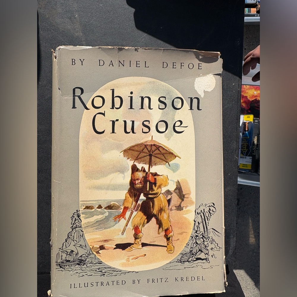 Robinson Crusoe by Daniel Defoe book